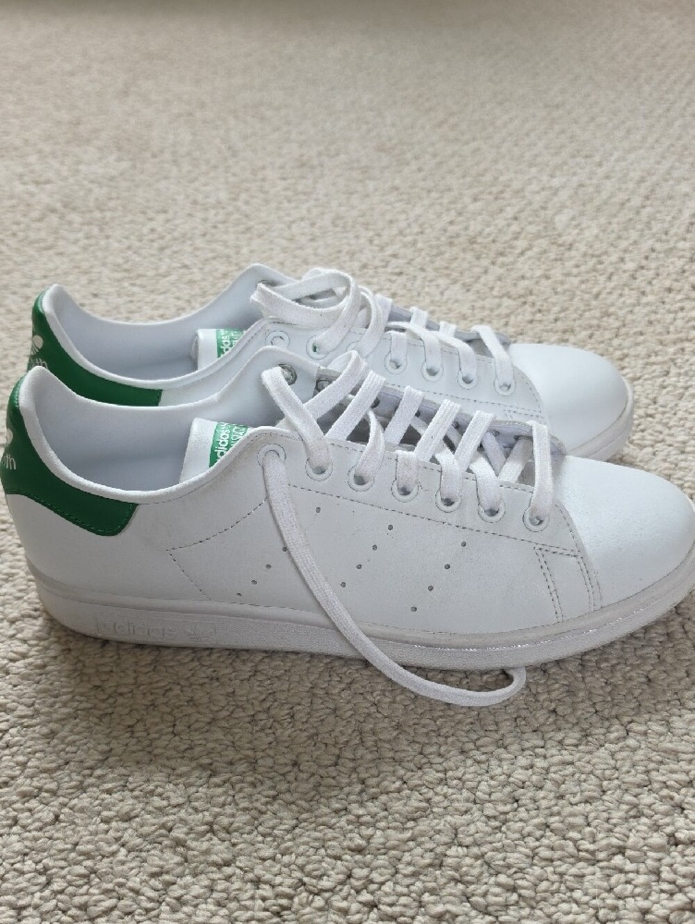 adidas Stan Smith White & Green Leather Sneakers - Picture 2 of 5